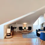Flh Downtown Modern Apartment